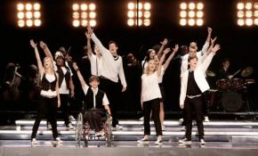 Glee club performs at McKinley High