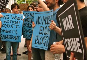 Students in New York take part in a global day of action for boycott, divestment and sanctions against Israeli apartheid